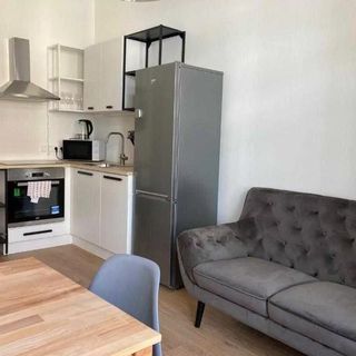 Žižkov tower suites & Capsule hostel Žižkov tower Praha (3)