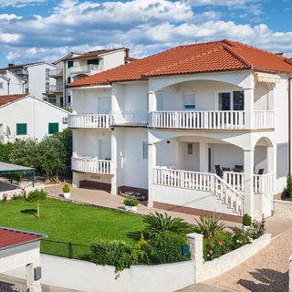 Apartmanok A Tenger Mellett Okrug Gornji, Ciovo - 20055 Okrug Gornji (3)