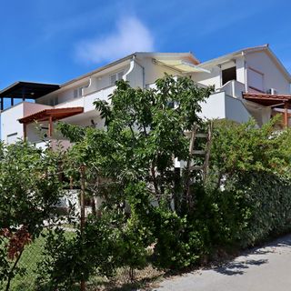 Apartmanok A Tenger Mellett Rab - 20222 (3)