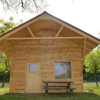 Lujza-majori Kulcsosházak Lovasberény (3)