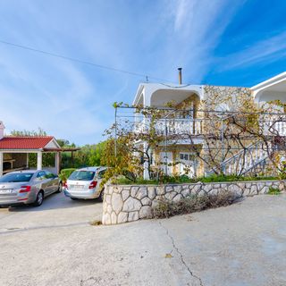 Apartments Mirko R Lopar (4)