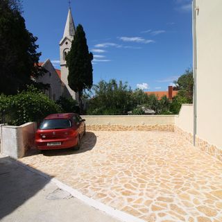 Apartment and Room Lada Sumartin (4)