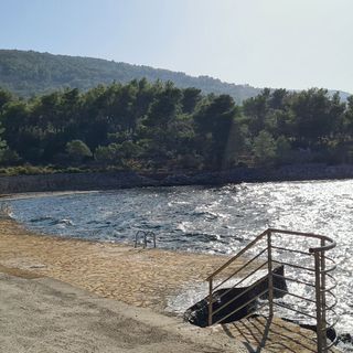 Apartment Close to the beach Stari Grad (5)