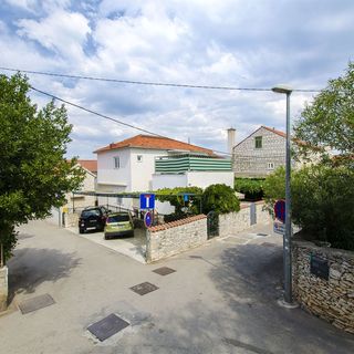 Apartment Karla 4 Supetar (3)