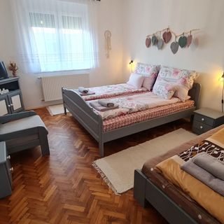 RI-JÓ Apartman *** Mohács (3)