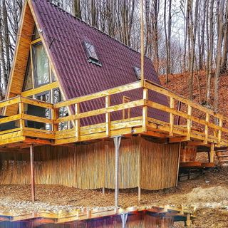 Cabana A-frame ,,la Constantini,, Curtea de Argeș (2)