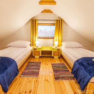 Dom pod lasem Ryn (2)