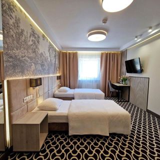 Falenty Biznes i Wypoczynek (2)