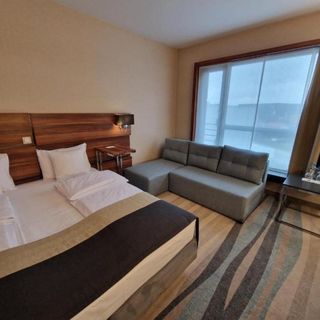 Warsaw Plaza Hotel (2)