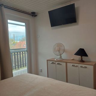 Szilvafa Apartman Alsóörs (4)
