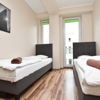 DUKES ApartHostel - pokoje prywatne Wrocław Rynek (2)