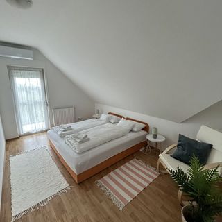 Villa Hegyalja Balatonkenese (4)