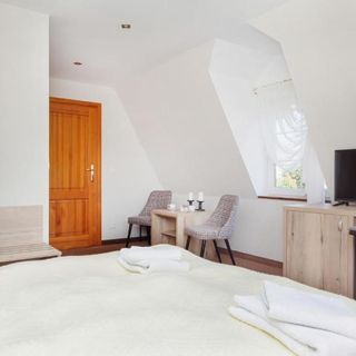 Pokoje Dworek Zielińskich Rewal (5)