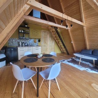 Cabana Waterfall A Frame Baia Mare (4)