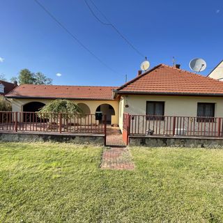 Fügefa Apartman Balatonmáriafürdő (4)