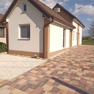 Vadgalamb Apartmanház Lipót (4)