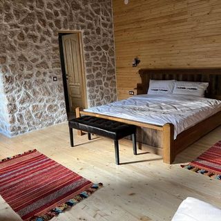 Casa bătrânească - Domeniul Valea lupilor Șirnea (4)