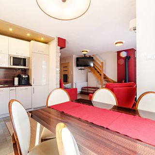 Every Sky Karpacz Komuny Paryskiej 41.2 (4)