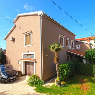 Apartmanok Parkolóhellyel Medulin - 19686 (2)