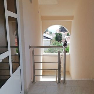 Apartmanok Parkolóhellyel Vir - 20205 (5)