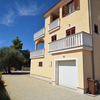 Apartmanok Parkolóhellyel Cizici, Krk - 20430 Čižići (3)