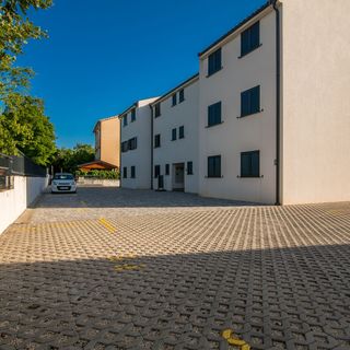 Apartmanok Parkolóhellyel Malinska, Krk - 20484 Malinska (2)