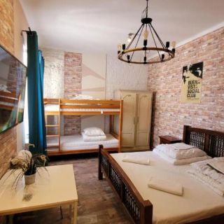 Hostel Chmielna 5 Rooms & Apartments Warszawa (5)