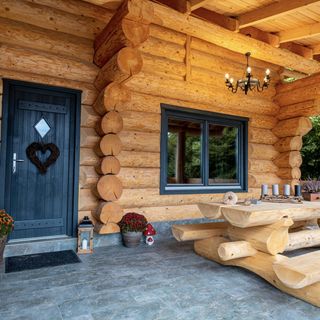 Cabana Lupul Gri Izvoare (2)