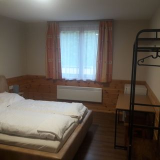 Tölgyfa Büfé és Vendégház Kesztölc Klastrompuszta (5)