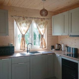 Dom rekreacyjno- wypoczynkowy Oaza Popielewo (4)