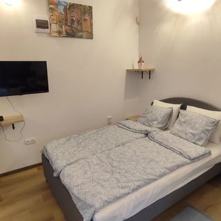 Hanga-lak Velence (2)