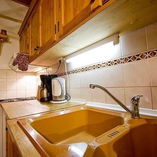 Chalupa pri potôčiku Zázrivá (4)