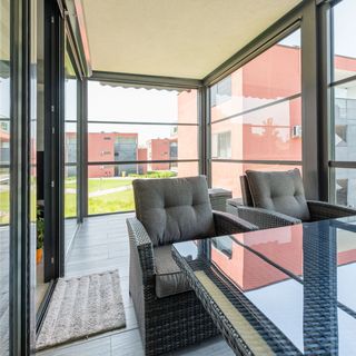 BL YachtClub S4 Villa Apartman Balatonlelle (2)