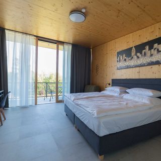 Depandance – Vítkova hora Karlovy Vary (5)