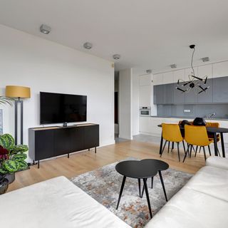 Sea Towers 24 Apartament Portowy z widokiem na port i miasto (2)