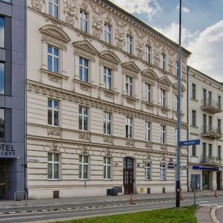 Apartament Czarny z Jacuzzi Kraków (5)