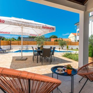 Apartman Donje Raštane - CDI500 (2)