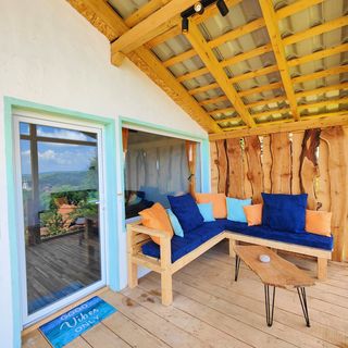 Rainbow Chalet Adults Only Bran (4)