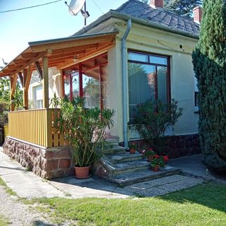 Á&G Vendégház Balatonkeresztúr (3)