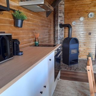 Popa Cabana, Căsuța din lemn Daia (2)