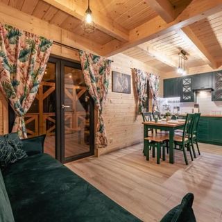 Domki Skwirutowe Wzgórze Solina (2)