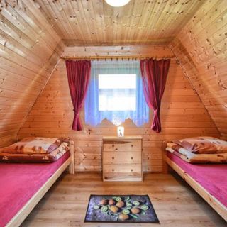 Domki Czarny Kot Solina (2)