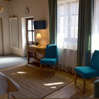 Érintés Bodnár Bor- és Vendègház Tállya (2)