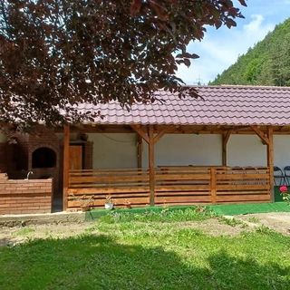 Camere de închiriat MG&H Brezoi (5)