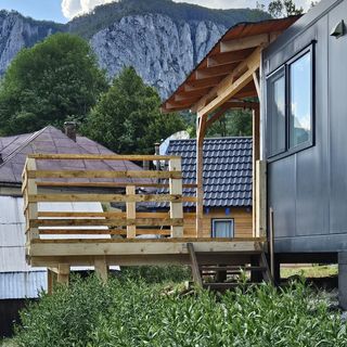 Greta Hillside Buceș-Vulcan (2)