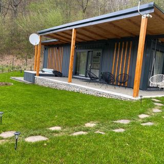 Tiny House by the Forest 1 Borod (2)