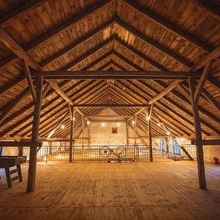 Dom Do Góry Kołami Powalina (4)