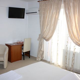 Hotel Vila Veneto 122523 Timișoara (3)