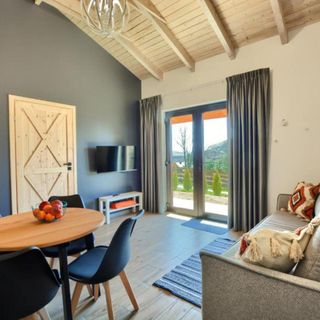 Słoneczna Solina Bóbrka Domek Wilk (2)