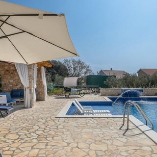 Vendégház Pula - CLS470 (3)